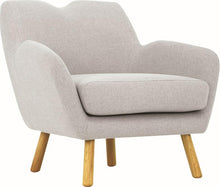 Wagon Lounge Chair - Pale Silver - Royaal Range