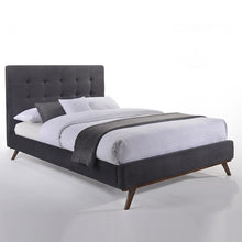 Kaarlo Queen Bed - Autumn